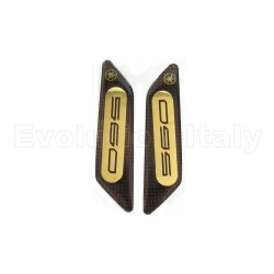 Adesivo Resinato per Copriforo Specchietti YAMAHA TMAX 560 2022-2023 oro-nero