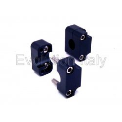 Riser per piastra con appoggi integrati per manubrio da 28 mm
